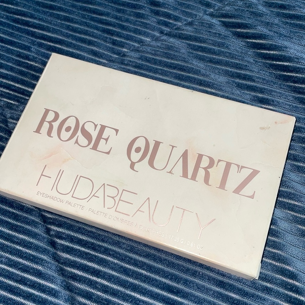 Huda Beauty Rose Quartz Eyeshadow Palette